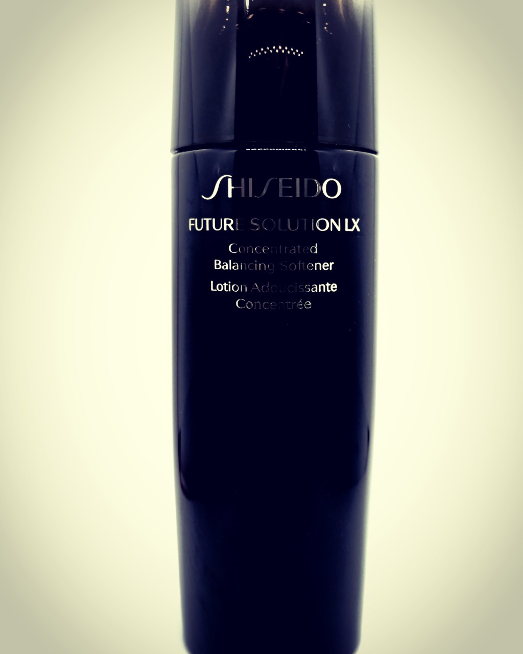 Shiseido Future Solution LX Concentrated Balancing Softener – Review
